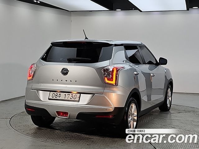 KG Mobility (SsangYong) Tivoli VX 2WD 2015 — фото 4