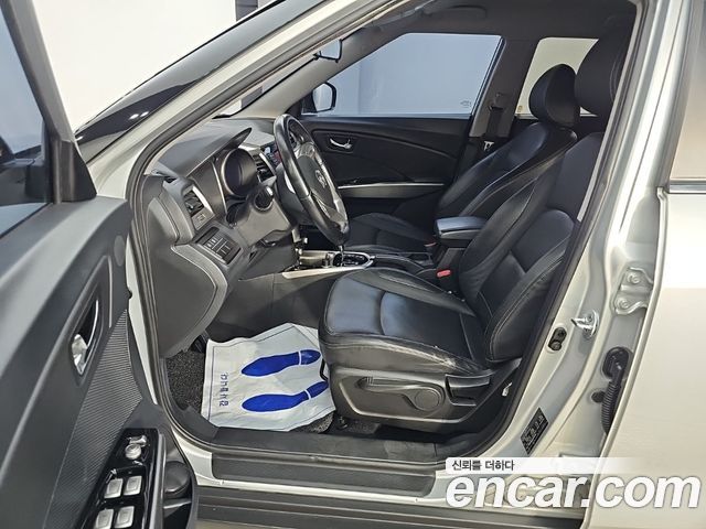 KG Mobility (SsangYong) Tivoli VX 2WD 2015 — фото 15