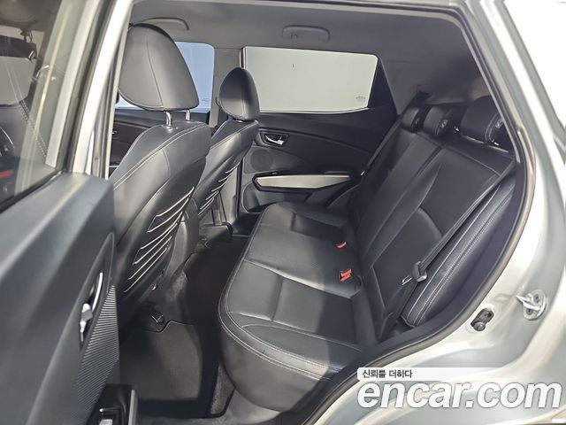 KG Mobility (SsangYong) Tivoli VX 2WD 2015 — фото 16