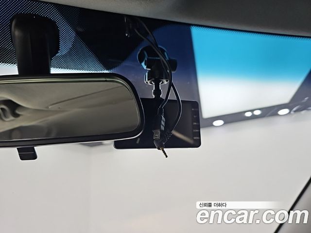 KG Mobility (SsangYong) Tivoli VX 2WD 2015 — фото 19