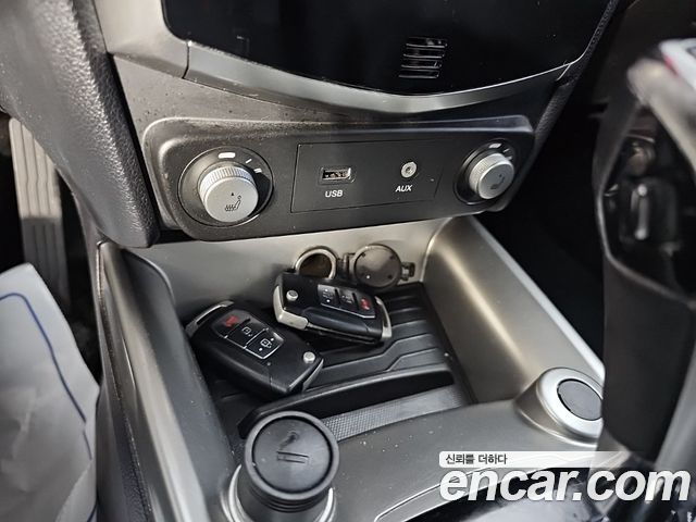 KG Mobility (SsangYong) Tivoli VX 2WD 2015 — фото 20