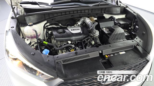 Hyundai Tucson Gasoline 1.6 turbo 2WD Modern 2018 — фото 6