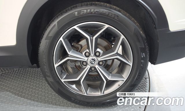KG Mobility (SsangYong) Beautiful Korando Gasoline 1.5 2WD C7 2020 — фото 21