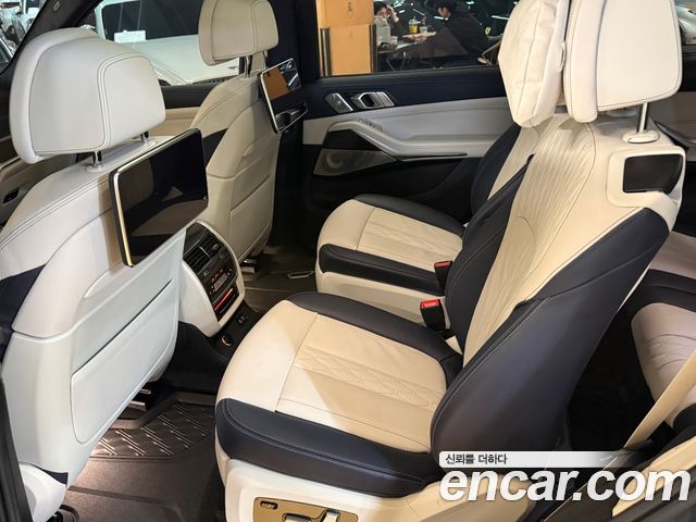 BMW X7 (G07) xDrive 40i M Sport Online Exclusive Edition 6 Seater 2022 — фото 6