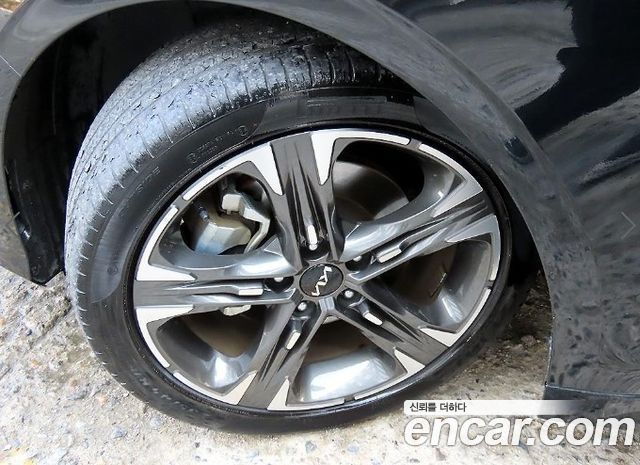 Kia K5 (III) 2.0 Signature 2023 — фото 24