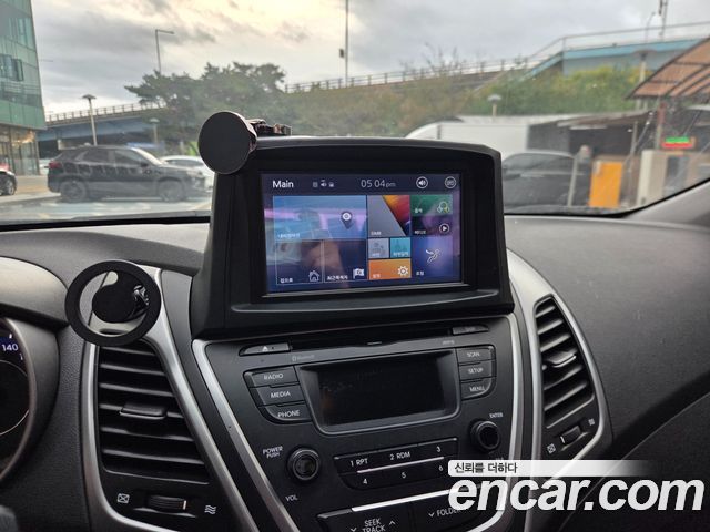 Hyundai Avante 1.6 LPi Smart 2014 — фото 16