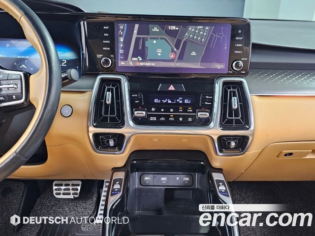 Kia Sorento (IV) HEV 1.6 2WD Gravity 2023 — фото 18