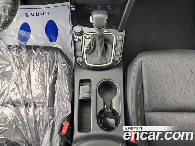 Kia Seltos Gasoline 1.6 Turbo 4WD Prestige 2023 — фото 18