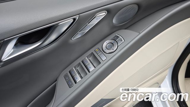 Genesis G80 (RG3) Gasoline 2.5 Turbo 2WD 2025 — фото 15