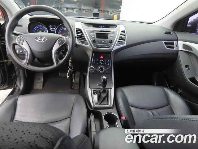 Hyundai Avante 1.6 GDi Style 2015 — фото 7