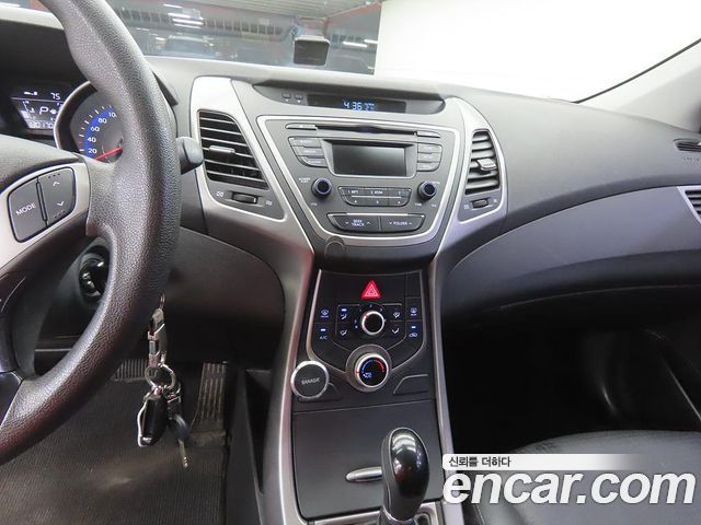 Hyundai Avante 1.6 GDi Style 2015 — фото 10