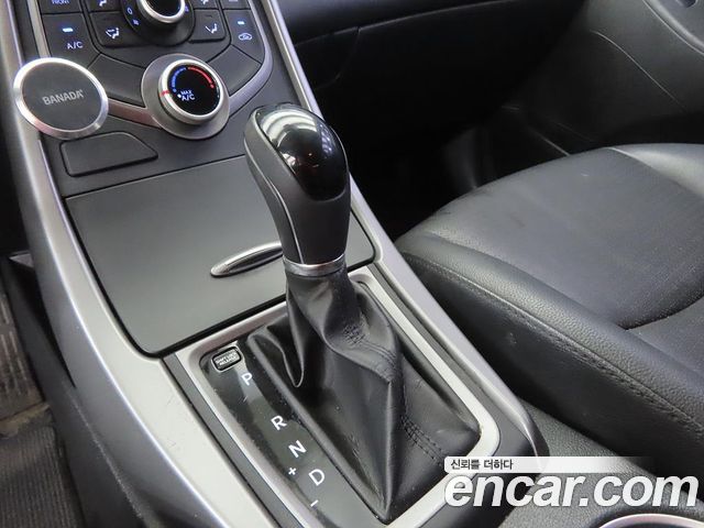 Hyundai Avante 1.6 GDi Style 2015 — фото 15