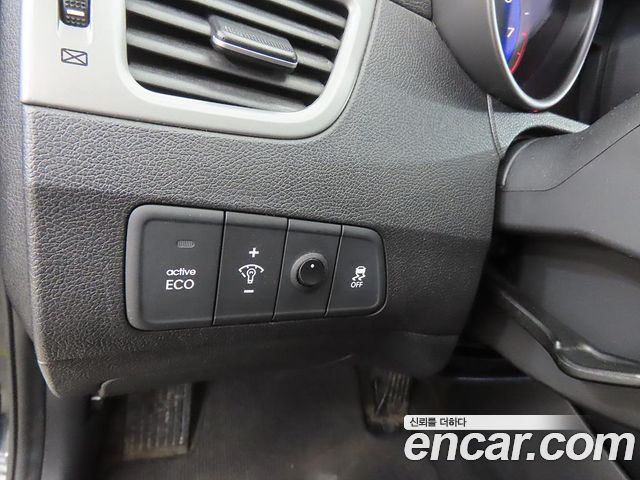 Hyundai Avante 1.6 GDi Style 2015 — фото 20