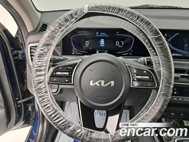 Kia Seltos Gasoline 1.6 Turbo 4WD Prestige 2023 — фото 7