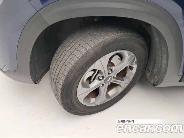 Kia Seltos Gasoline 1.6 Turbo 4WD Prestige 2023 — фото 23