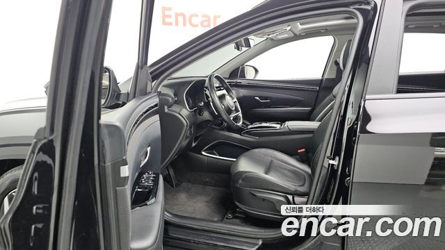 Hyundai Tucson (NX4) Gasoline 1.6 Turbo 2WD Premium 2023 — фото 10