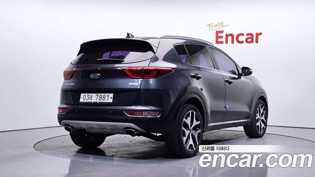Kia Sportage The Bold Diesel 2.0 2WD Noblesse 2018 — фото 2