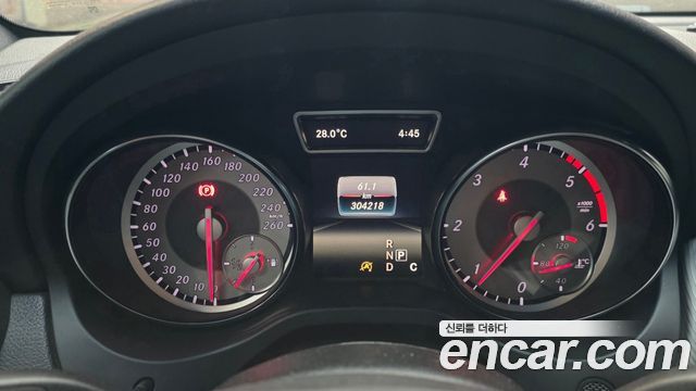 Mercedes-Benz CLA-Class (C117) CLA200 d 2016 — фото 8