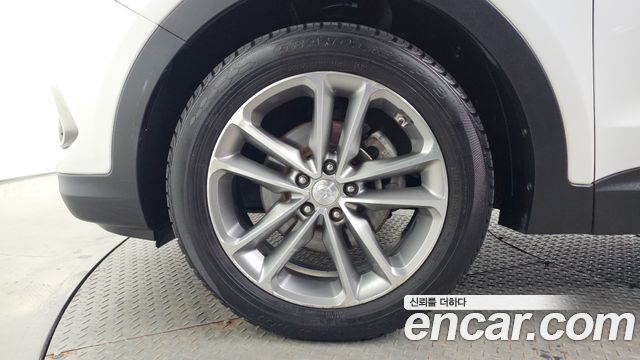 Hyundai Santa Fe The Prime Diesel 2.0 2WD Premium 2016 — фото 5