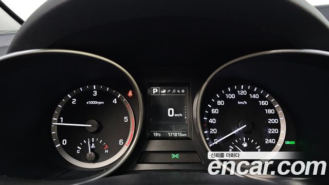 Hyundai Santa Fe The Prime Diesel 2.0 2WD Premium 2016 — фото 8