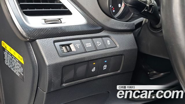 Hyundai Santa Fe The Prime Diesel 2.0 2WD Premium 2016 — фото 15