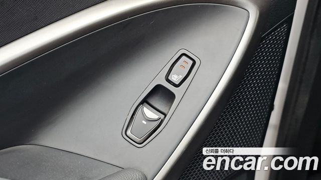 Hyundai Santa Fe The Prime Diesel 2.0 2WD Premium 2016 — фото 29