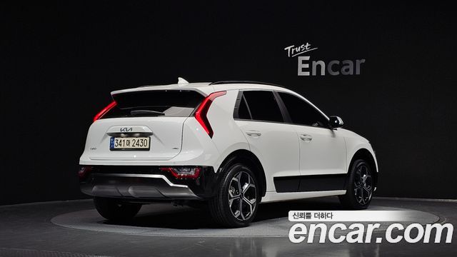 Kia Niro Signature 2025 — фото 2