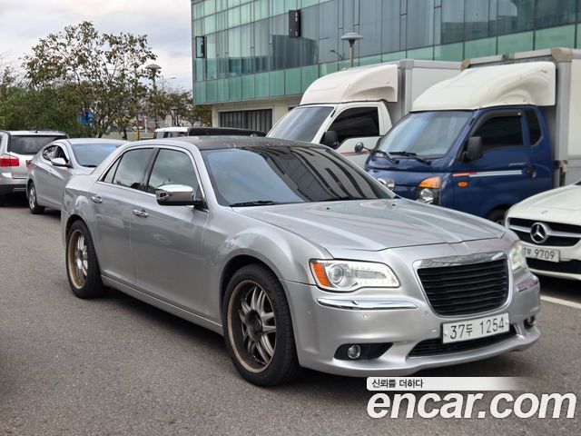 Chrysler 300C 3.0 Diesel 2012 — фото 6