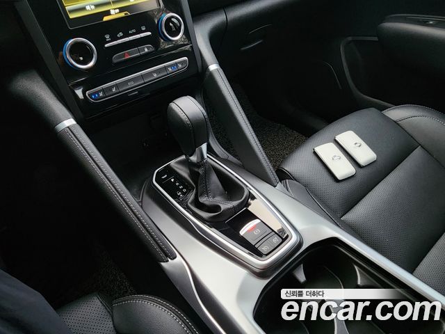 Renault Korea QM6 2.0 LPe LE Signature 2WD 2023 — фото 9