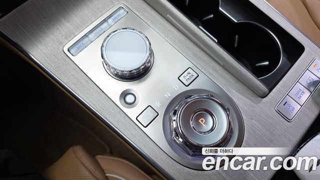 Genesis G80 (RG3) Gasoline 2.5 Turbo 2WD 2025 — фото 9