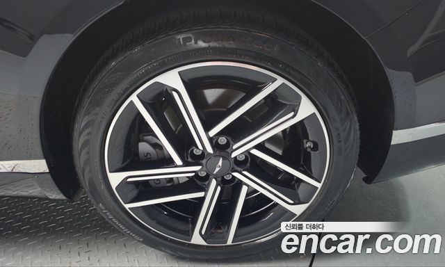 Genesis G80 (RG3) Gasoline 2.5 Turbo 2WD 2025 — фото 21