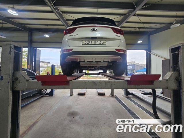 Kia Sportage (IV) Diesel 1.7 2wd Noblesse 2016 — фото 2