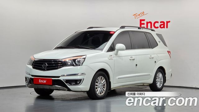 KG Mobility (SsangYong) Korando Turismo 4WD TX 9-seater