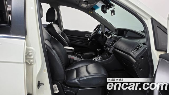 KG Mobility (SsangYong) Korando Turismo 4WD TX 9-seater 2018 — фото 11