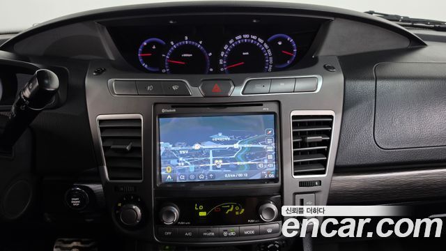 KG Mobility (SsangYong) Korando Turismo 4WD TX 9-seater 2018 — фото 15