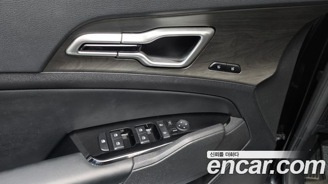 Kia Sportage (V) LPG 2.0 2WD Signature 2024 — фото 16