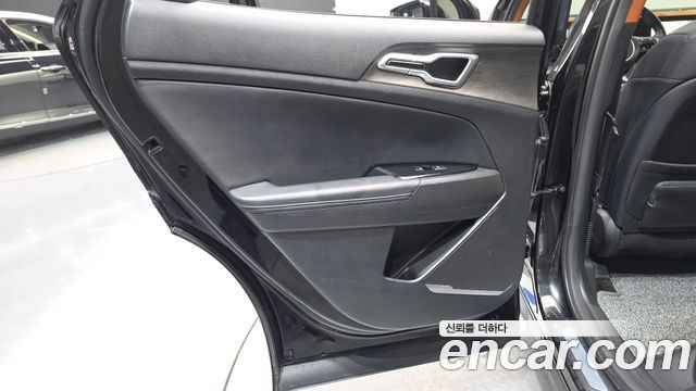 Kia Sportage (V) LPG 2.0 2WD Signature 2024 — фото 25