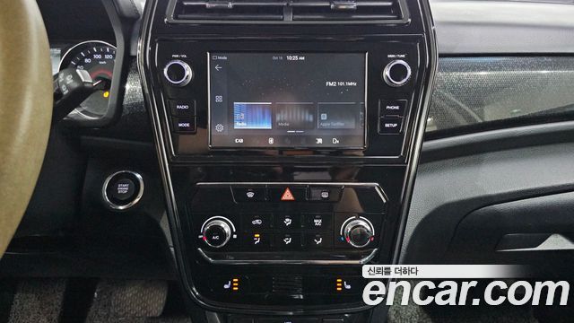 KG Mobility (SsangYong) Very New Tivoli Gasoline 1.5 2WD V3 2021 — фото 12