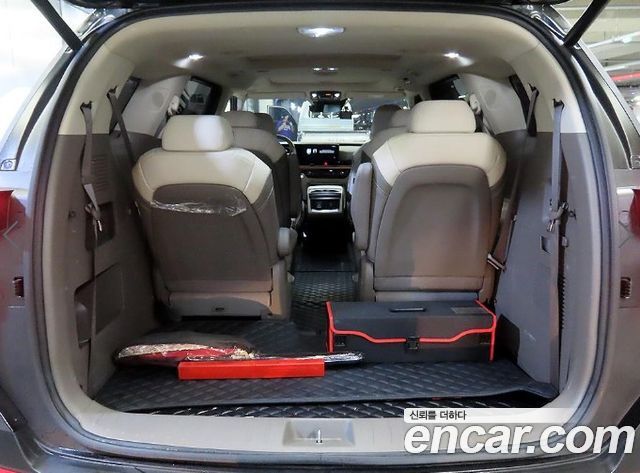 Kia Carnival (IV) HEV 9seater Gravity 2025 — фото 20