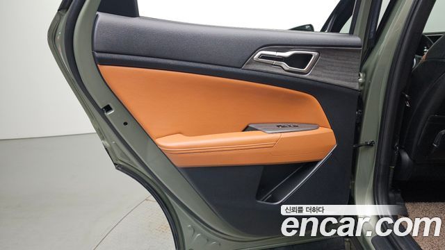 Kia Sportage Hybrid (V) Signature Gravity 2WD 2022 — фото 25