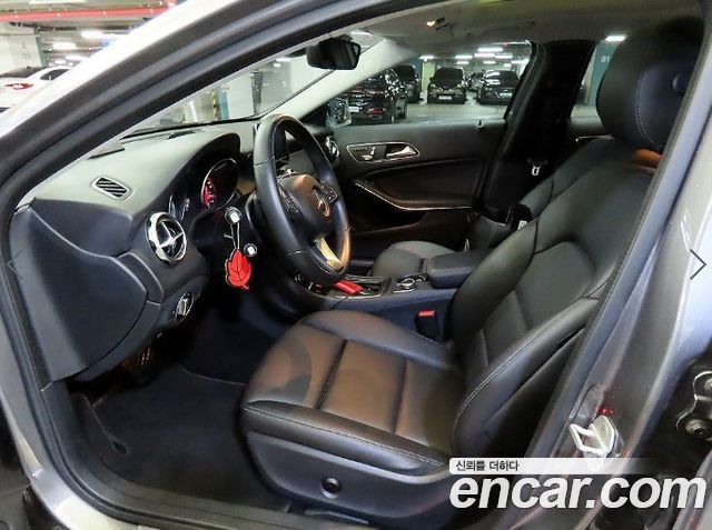 Mercedes-Benz GLA-Class (X156) GLA220 2018 — фото 6