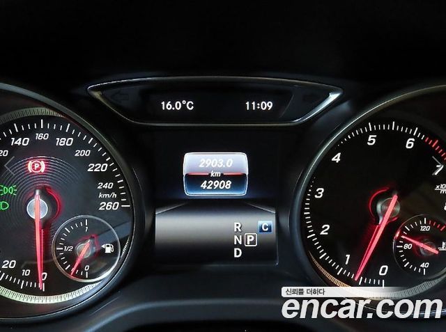 Mercedes-Benz GLA-Class (X156) GLA220 2018 — фото 9