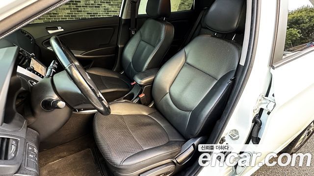 Hyundai Accent (New) Diesel 1.6 VGT Premium 2015 — фото 19