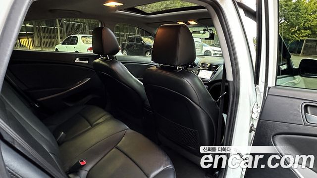 Hyundai Accent (New) Diesel 1.6 VGT Premium 2015 — фото 22