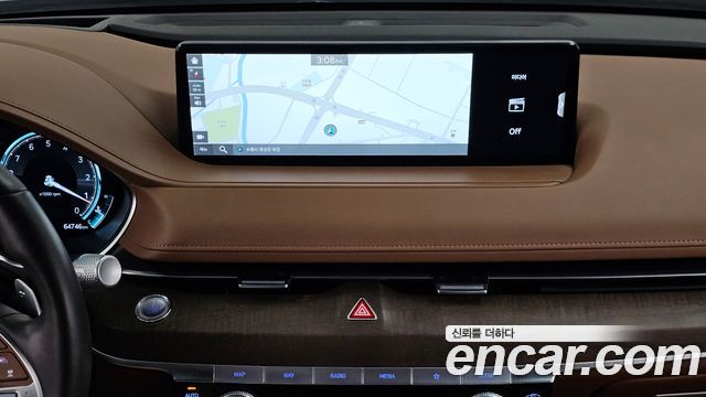 Genesis G80 (RG3) Gasoline 2.5 Turbo AWD 2022 — фото 14