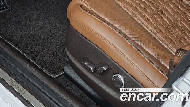 Genesis G80 (RG3) Gasoline 2.5 Turbo AWD 2022 — фото 31