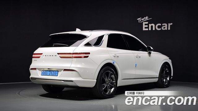 Genesis Electrified (GV70) e-AWD 2022 — фото 2