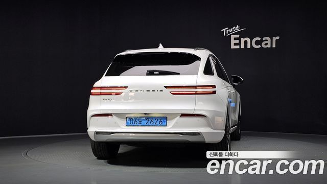Genesis Electrified (GV70) e-AWD 2022 — фото 4