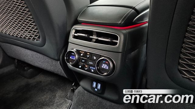 Genesis Electrified (GV70) e-AWD 2022 — фото 19
