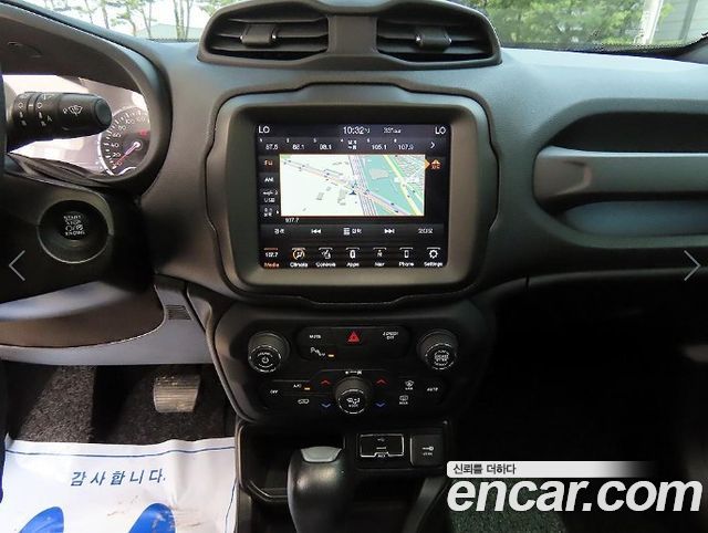 Jeep Renegade 1.6 Diesel Limited 2020 — фото 16